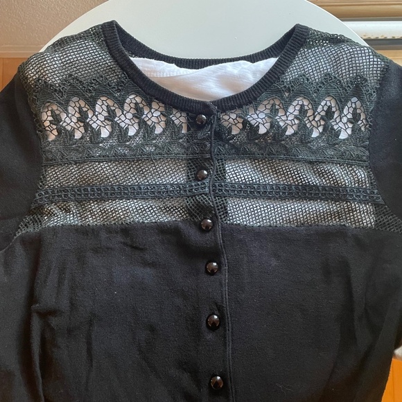 PLENTY BY TRACY REESE Cropped Tiny/Vintage Style Lace Cardigan Sweater - Picture 7 of 10